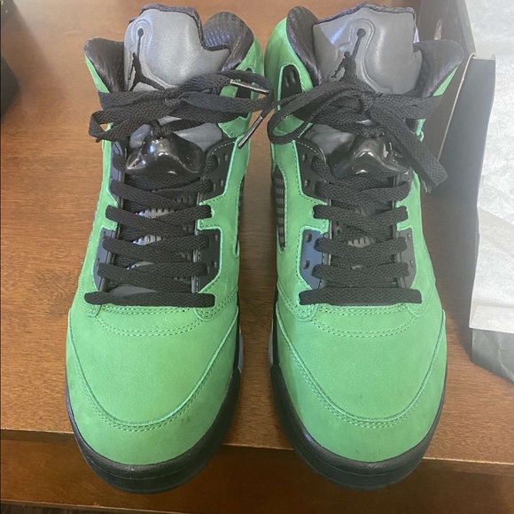 Jordan retro 5s Oregon sneakers - Picture 4 of 10